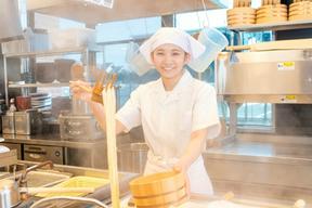 丸亀製麺 湘南モールフィル店[111005](平日ランチ)のアルバイト写真