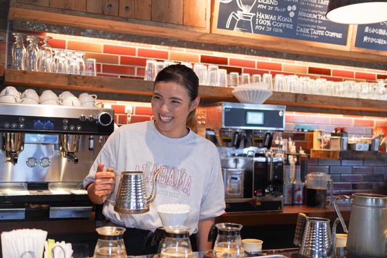 コナズ珈琲 幕張店[111127]のアルバイト写真