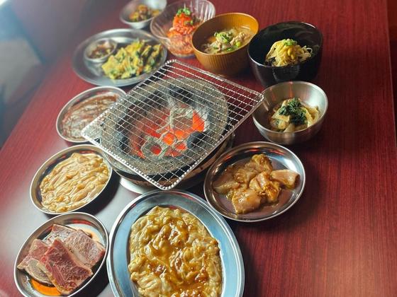 炭火焼肉とんちゃん酒場 みつのアルバイト写真