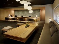 ホテル カンラ 京都（フロント）【20】のアルバイト