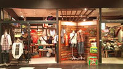 7BRIDGEイオンモール茨木店のアルバイト写真