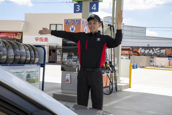 宇佐美ガソリンスタンド セルフ17号北本店(出光)(株式会社ユーオーエス) /113576syのアルバイト写真