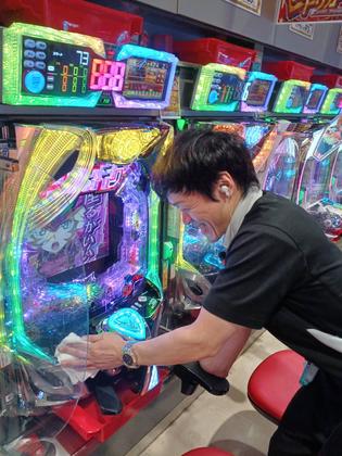 ベガスベガス函館五稜郭店のアルバイト写真