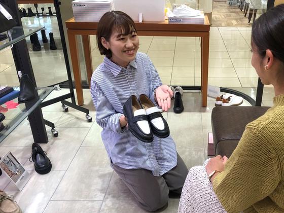 WASH LUCUA店のアルバイト写真