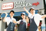 bb.q OLIVE CHICKEN cafe 徳重店（オリーブチキンカフェ）　カフェホールスタッフ(ＡＰ＿１５８７）のアルバイト写真