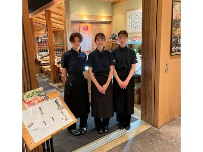 博多もつ鍋やまや 丸の内店(ホール・キッチン)のアルバイト