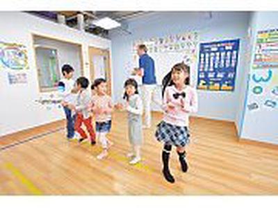 KidsDuo 辻堂テラスモール湘南校 送迎バスの添乗員さんのアルバイト写真