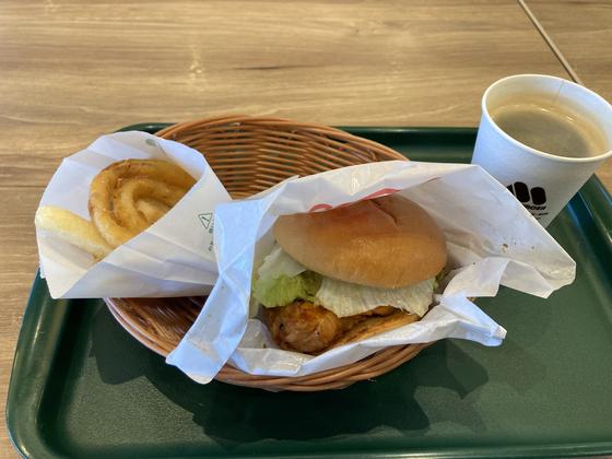 モスバーガー イオンモール与野店のアルバイト写真