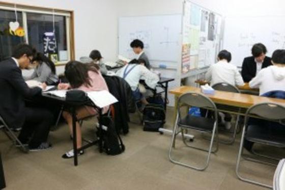 栄進数理進学会 赤羽校のアルバイト写真