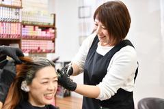 ヘアカラー専門店カラープラス 山科店のアルバイト