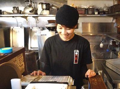 金澤濃厚中華そば 神仙本店のアルバイト写真